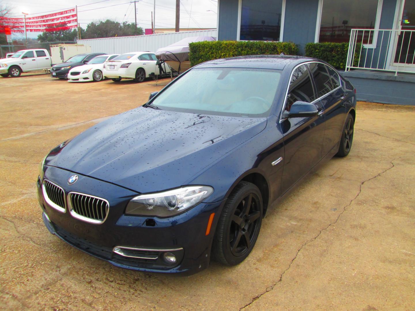 2015 BLUE /TAN BMW 5-Series (WBA5B1C58FG) , located at 1815 NE 28th St., Fort Worth, TX, 76106, (817) 625-6251, 32.795582, -97.333069 - Photo#0